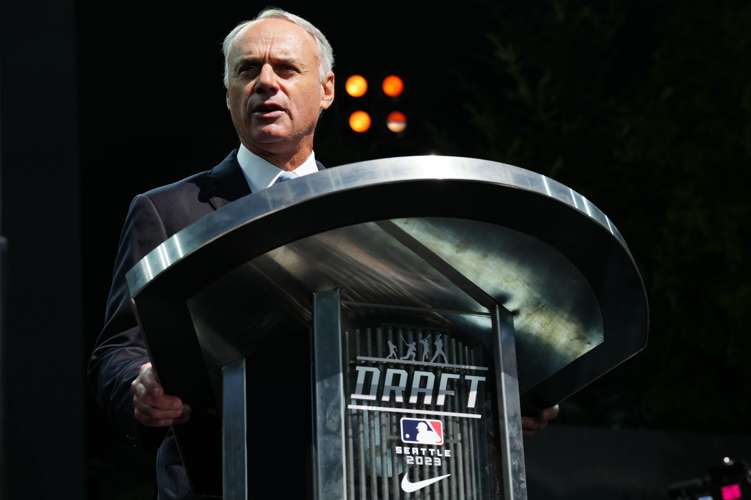 2024 MLB Draft Guide: Top Players, Draft Order & How To Watch