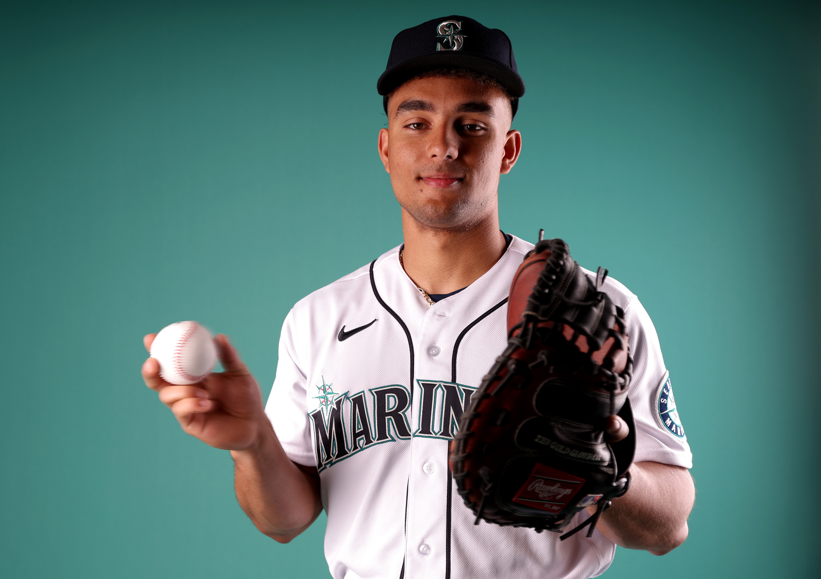 Mariners prospect Harry Ford gives back to community